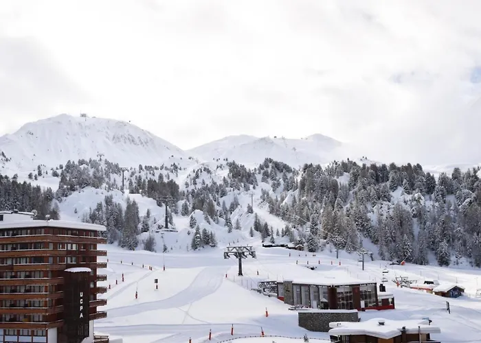 Апартаменты Le Mont Blanc - 3 Pieces 6 Personnes - Le Mont-blanc- 072mb -plagne Centre Mae-6024 Ла-Плань