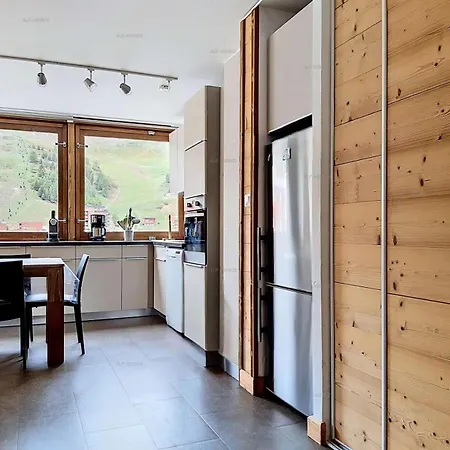 Résidence Le Mont Blanc - 3 Pièces 6 Personnes - Le Mont-blanc- 072mb -plagne Centre Mae-6024 Apartamento La Plagne
